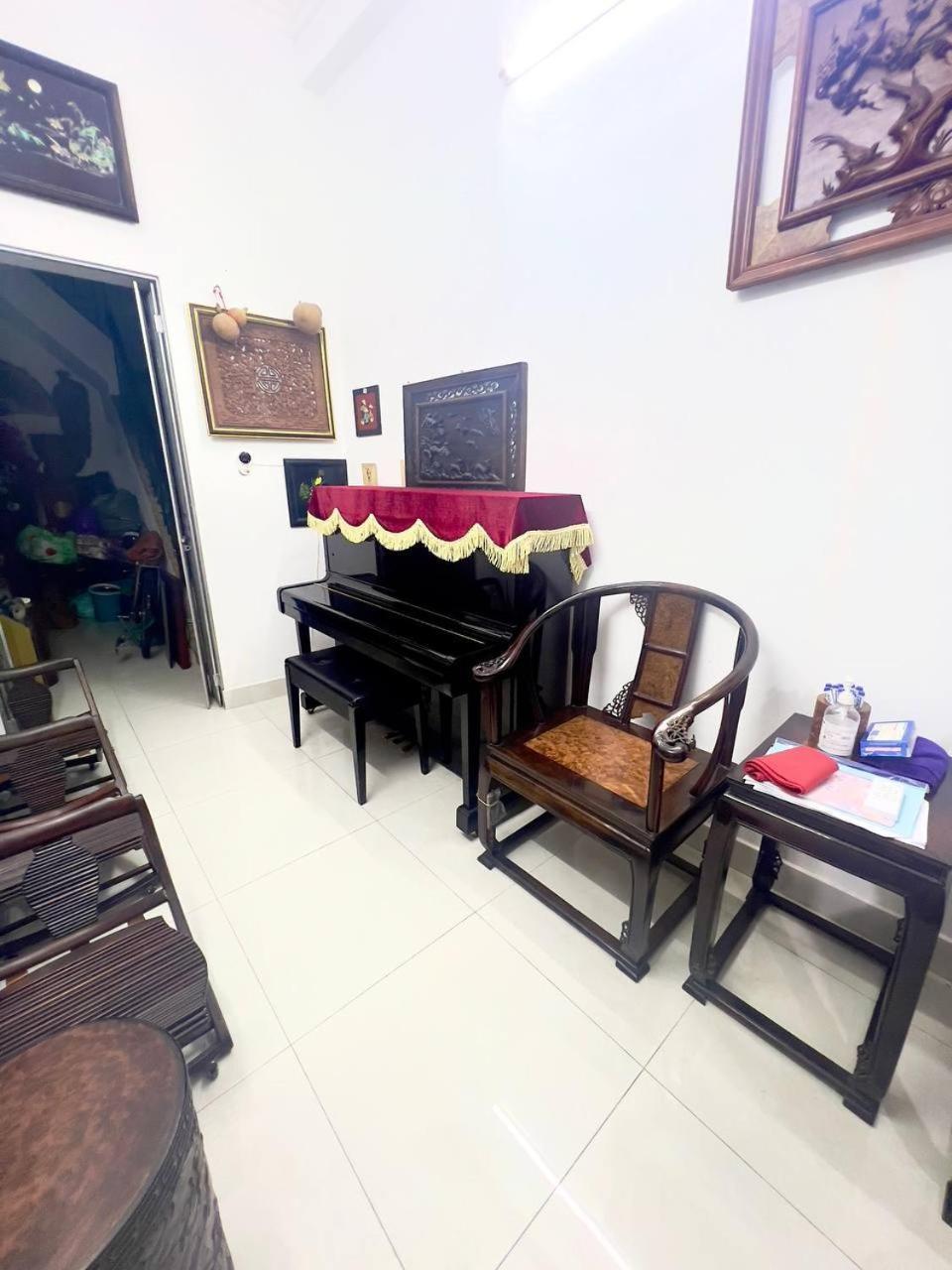 Guest house Old Quarter Heart 2 Min Walk To Hoan Kiem Lake Prime Location